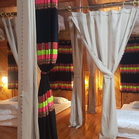 Bac Ha Threeland Homestay Eksteriør bilde